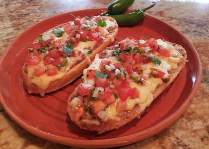 Molletes — this Mexican sandwich is sumptuous, hot and fresh!